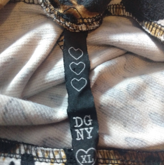 DGKNY Leopard Flow Skirt - Picture 3 of 3